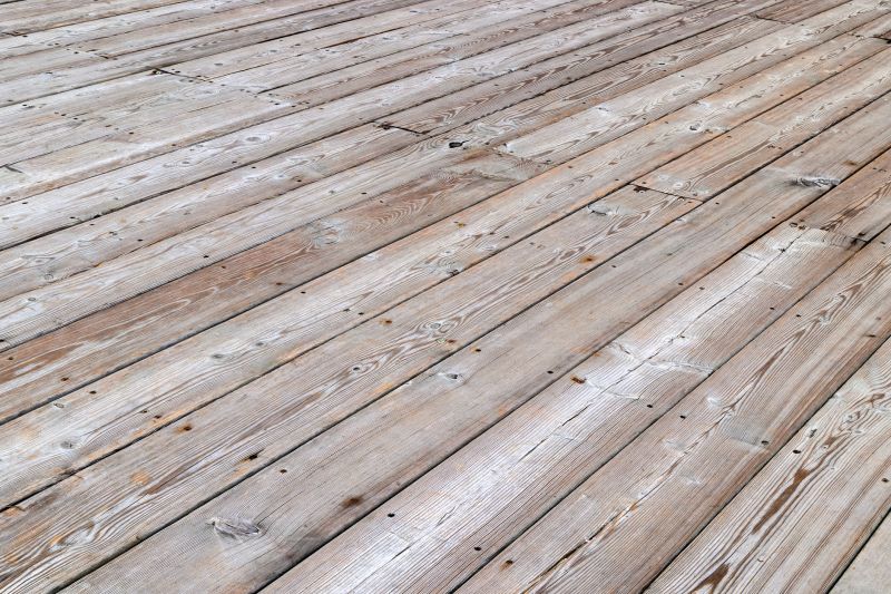 Products For Cedar Deck Stainings in use